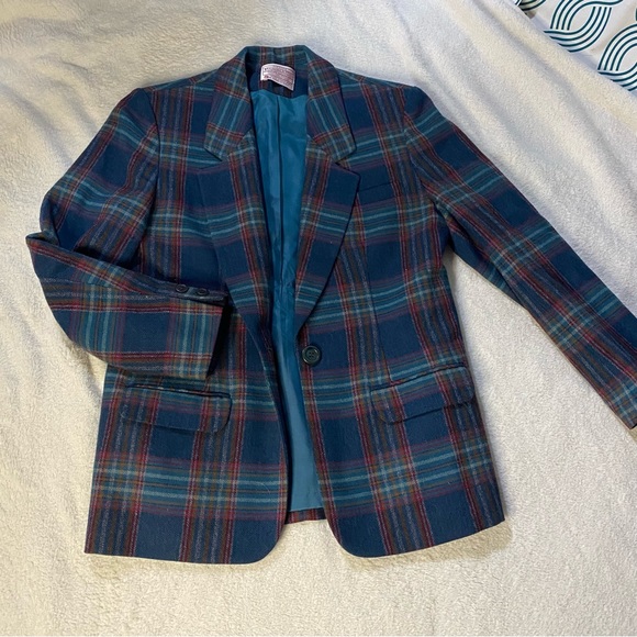vintage Pendleton blue plaid blazer 100% virgin wool — lined Made in USA size 6P - Picture 4 of 15